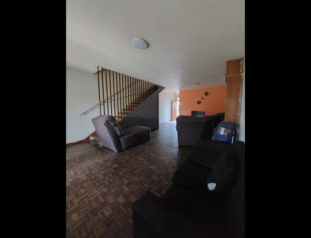 2 BEDROOM TOWNHOUSE FOR SALE IN BRAKPAN CENTRAL